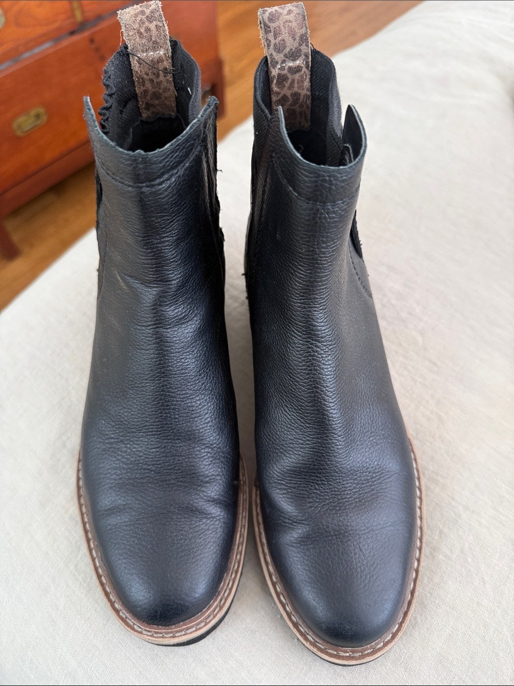 Dolce Vita Black Leather Chelsea Ankle Boots with Leopard Pull Tabs
